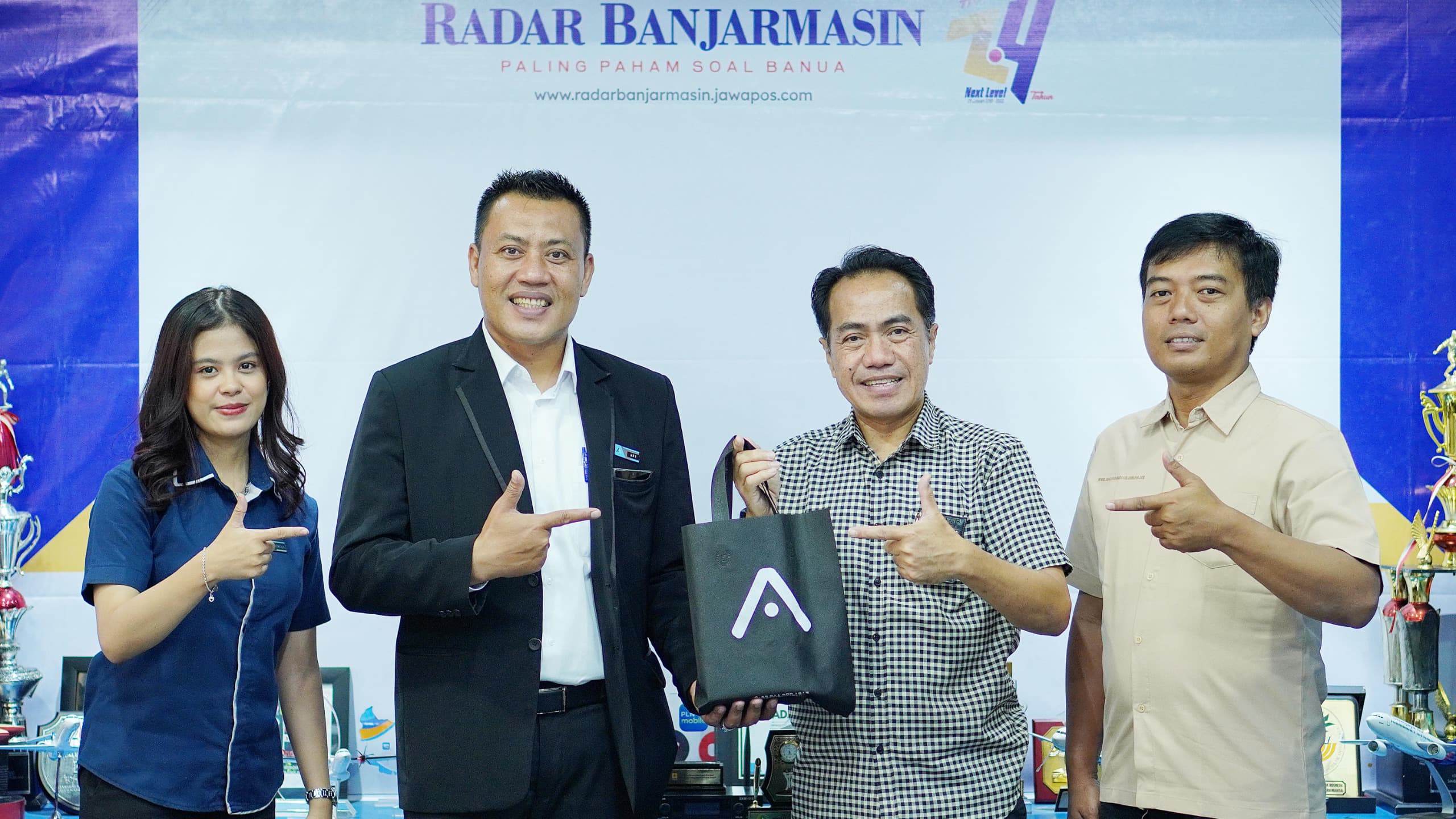 SILATURAHMI: Manajemen Aeris Hotel Banjarbaru mengunjungi Gedung Biru, Senin (11/8).