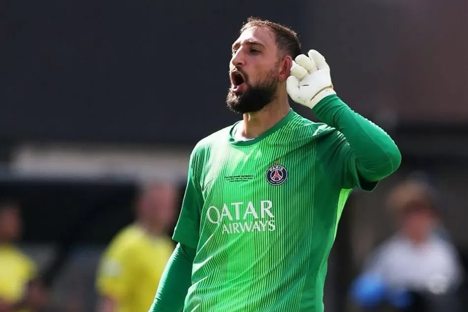 INCARAN: Kiper PSG Gianluigi Donnarumma jadi salah satu incaran Manchester United.