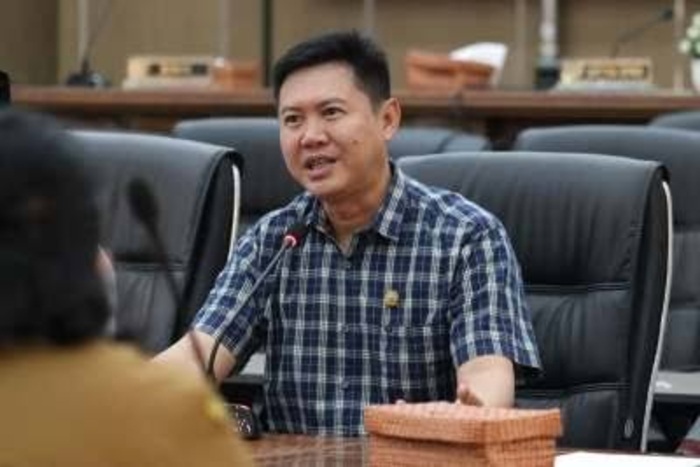 PETUNJUK TEKNIS: Anggota DPRD Balangan, Saiful Arif mengingatkan SKPD, termasuk Dinkes Balangan, agar efisiensi anggaran sesuai PMK 56/2025 tidak mengorbankan layanan publik.
