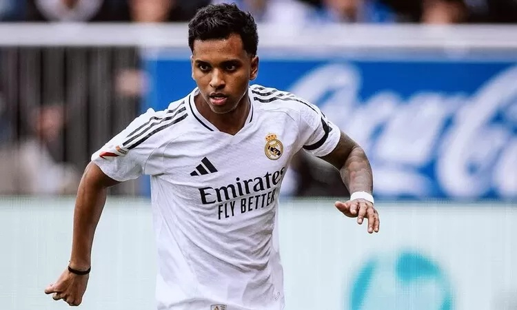 TERGODA: Pemain sayap, Rodrygo bisa tergoda meninggalkan Real Madrid karena minimnya menit bermain.