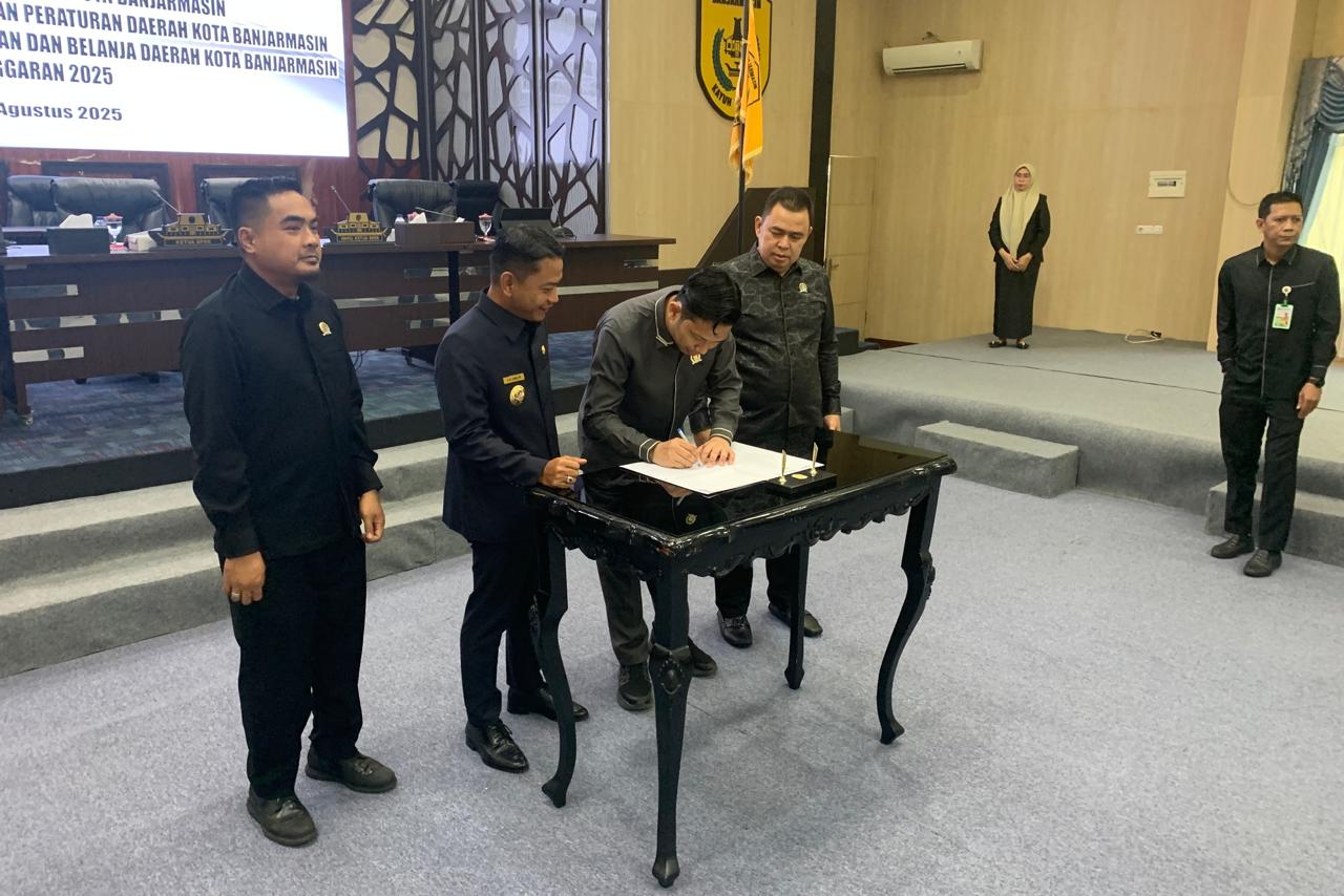 SAH: Raperda APBD-P tahun 2025 disahkan lewat paripurna tingkat II yang digelar, Kamis (21/8).