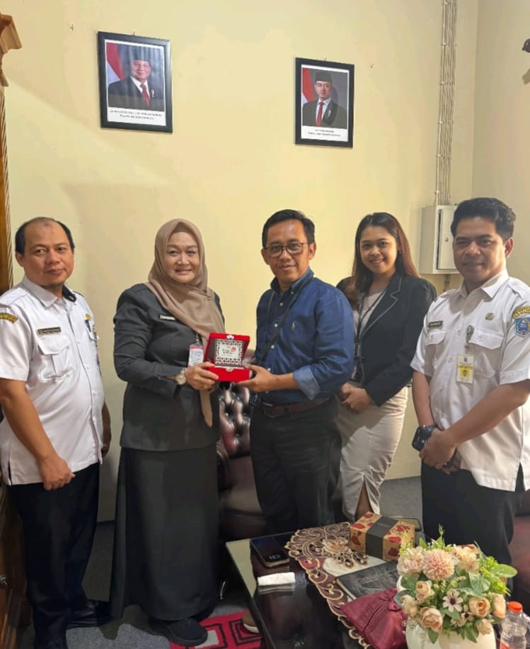 SOLUSI:Telkom Kalselteng berikan solusi untuk layanan dan akses website Pemkab HSS.