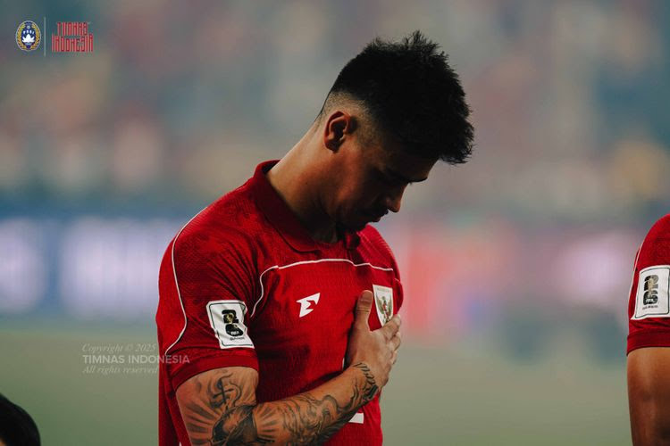 MUNDUR: Bek Timnas Indonesia, Mees Hilgers, resmi memutuskan mundur dari agenda FIFA Matchday September 2025.