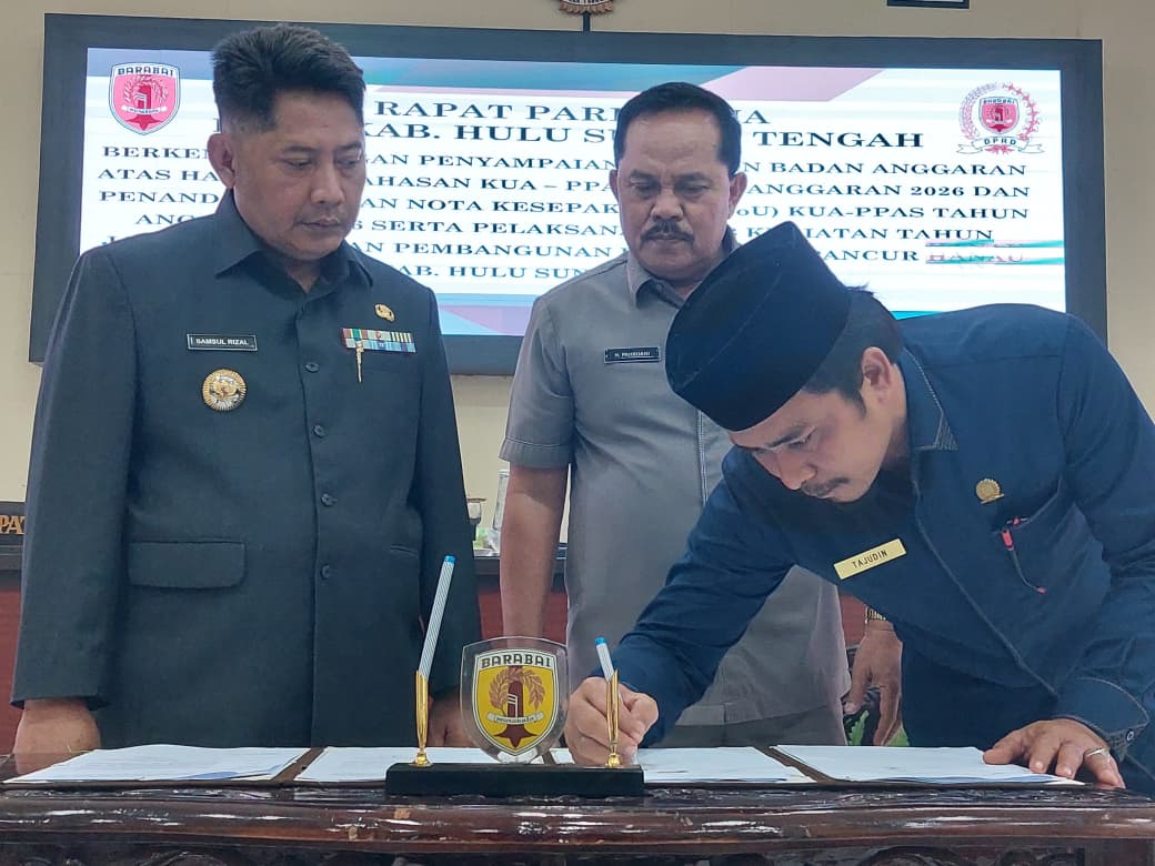 PERANGKAT BARU: Rapat Paripurna pengesahan Perda susunan perangkat daerah baru, Senin (8/9/2025).