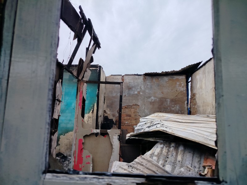 PUING-PUING: Satu rumah di Semangat Dalam, Alalak, Batola, terbakar pada Selasa (9/9) dini hari.