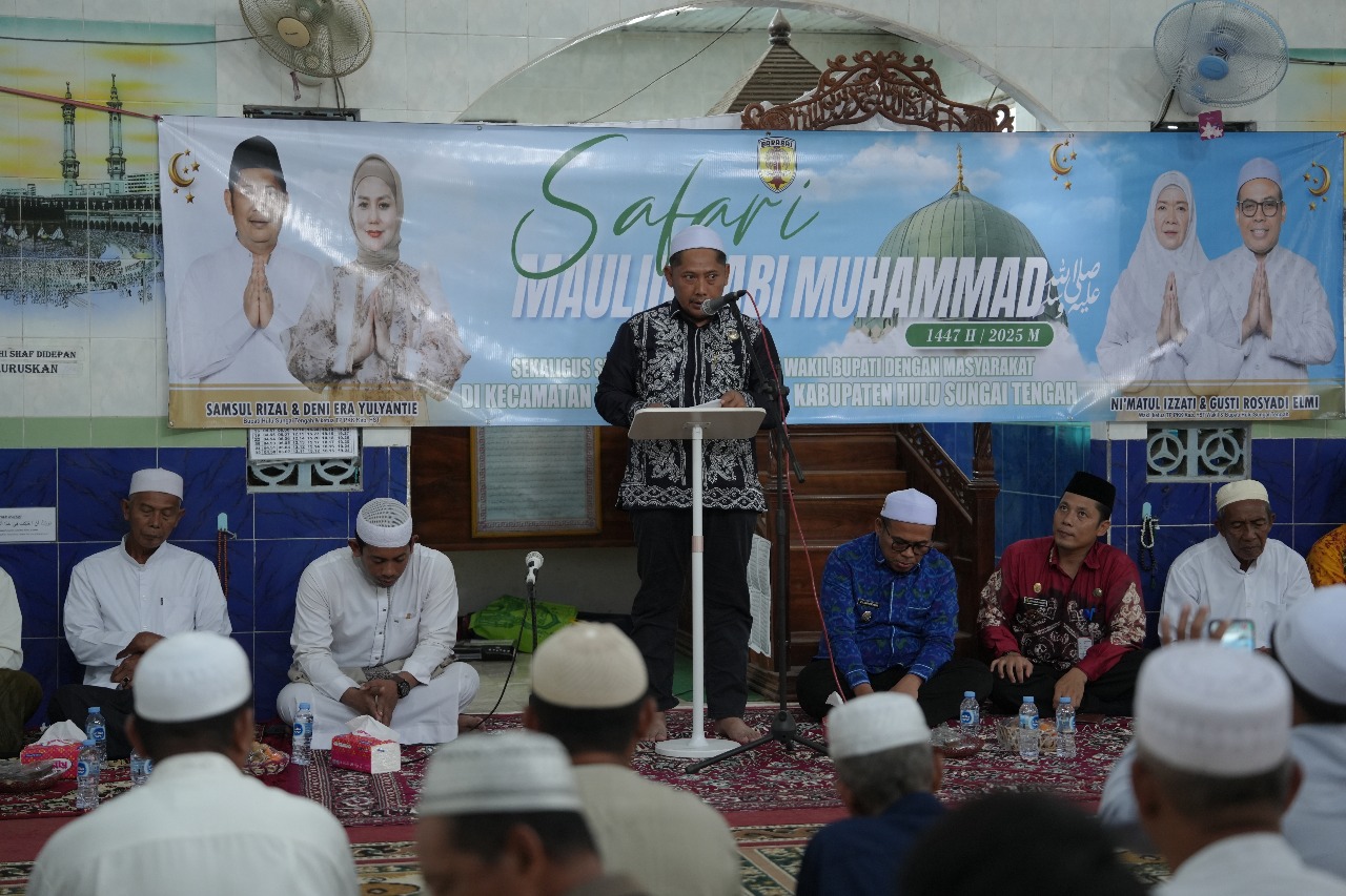 SAFARI:Bupati HST Samsul Rizal menghadiri acara maulid di Masjid Assalihin.
