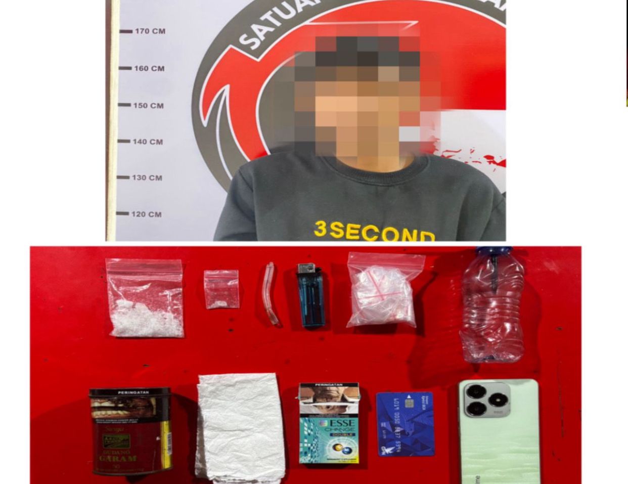 DIRINGKUS: Polisi menangkap tersangka AP (25) bersama barang bukti dua paket sabu beserta perlengkapan penggunaan narkotika. (Foto: Polres Tanah Bumbu untuk Radar Banjarmasin)