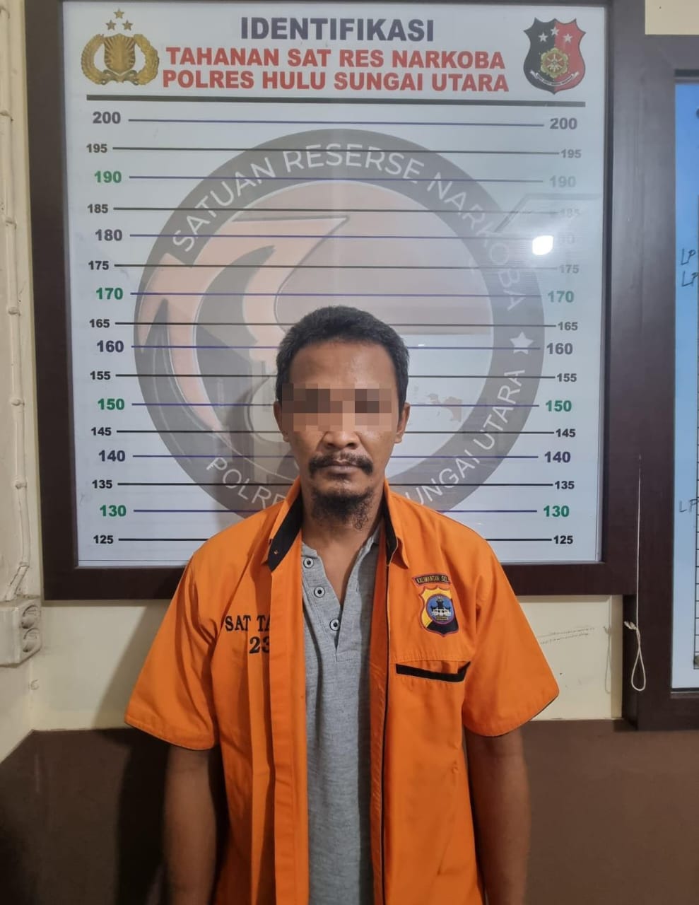 DITANGKAP:  Tersangka A (41) tahun, ASN warga Kelurahan Sungai Malang, ditangkap karena kasus kepemilikan narkotika jenis sabu.