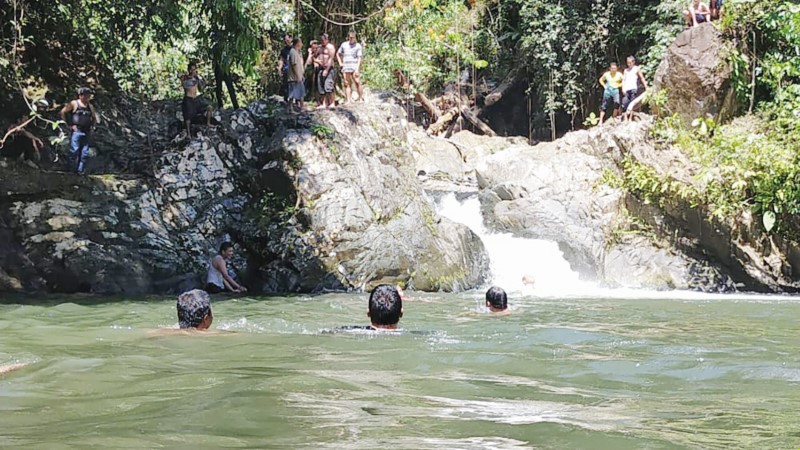 Air Terjun Buntar