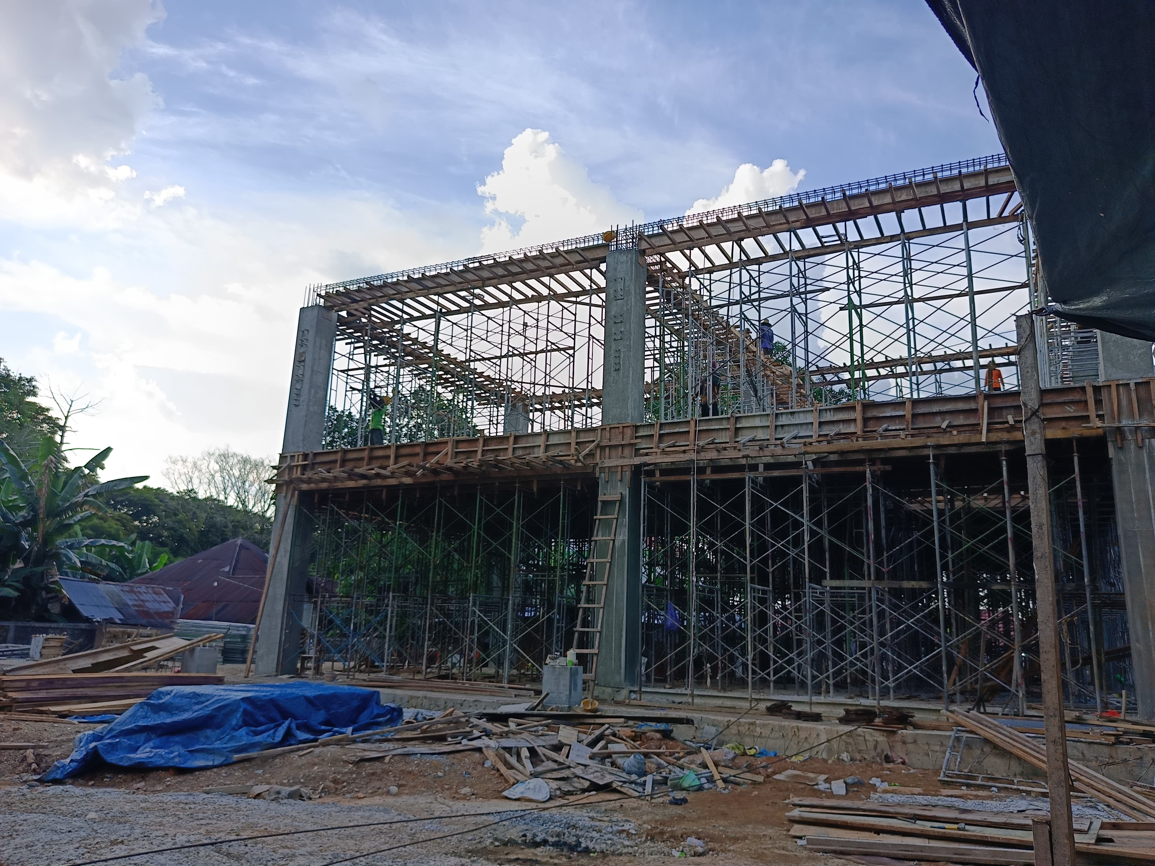 PROSES: Pembangunan kantor Damkar Banjarbaru.