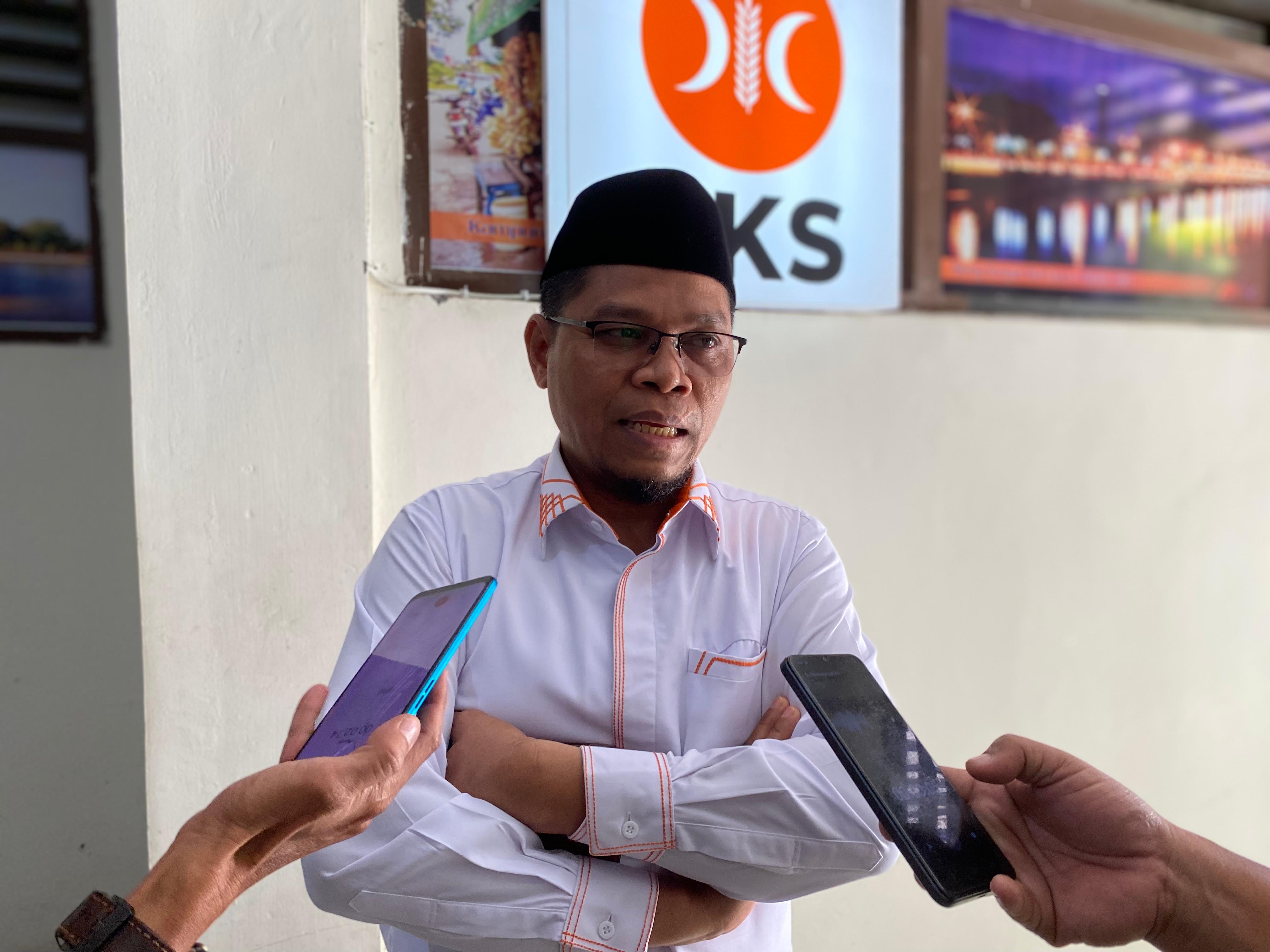Wakil Ketua DPRD Kota Banjarmasin, Mathari.