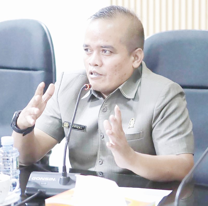 ANGGOTA Komisi II DPRD Kalsel Adrizal