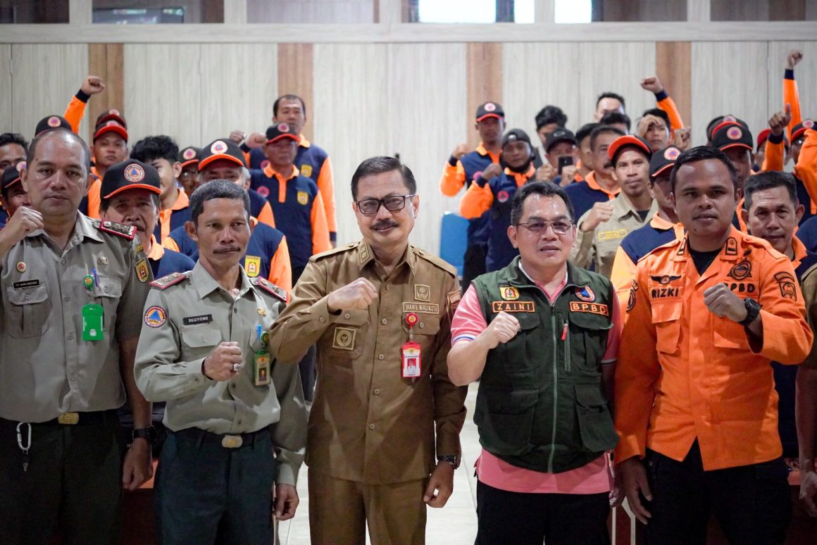 HADIR:Wakil Wali Kota Banjarbaru, Wartono hadir pada pelatihan masyarakat peduli bencana.