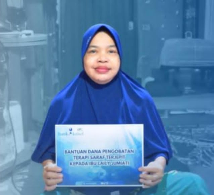 BANTU: Laily yang dibantu pengobatannya oleh Bank Kalsel.