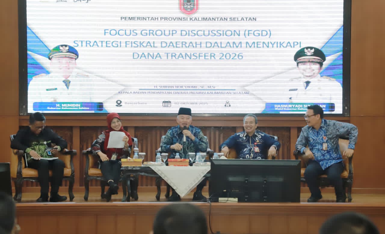 HARUS EFISIEN:Gubernur Kalsel, H Muhidin meminta para Bupati dan Wali Kota se-Kalsel mengurangi kegiatan-kegiatan yang tidak penting.
