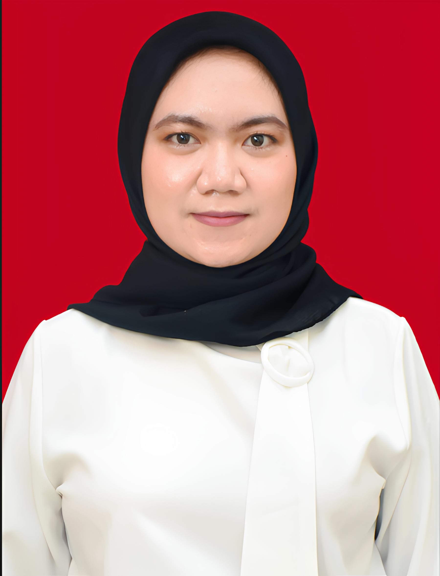 dr. Tia Ajarida Laily