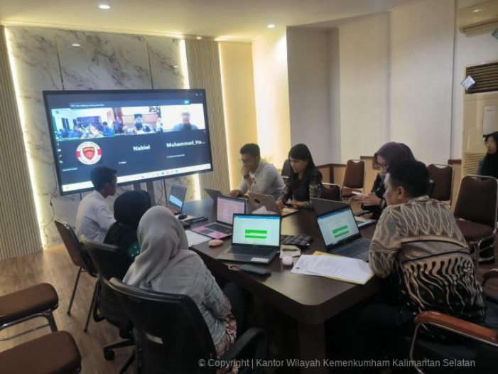 REGULASI:Kanwil Kemenkum Kalsel melaksanakan harmonisasi Raperda Kota Banjarbaru tentang garis sempadan sungai, Kamis (9/10/2025)