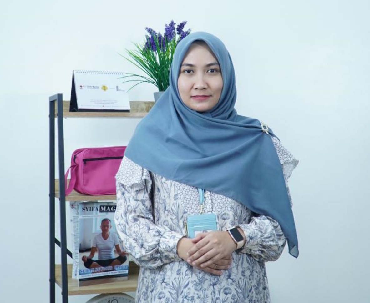 dr Puga Sharaz Wangi M.A.R.S.