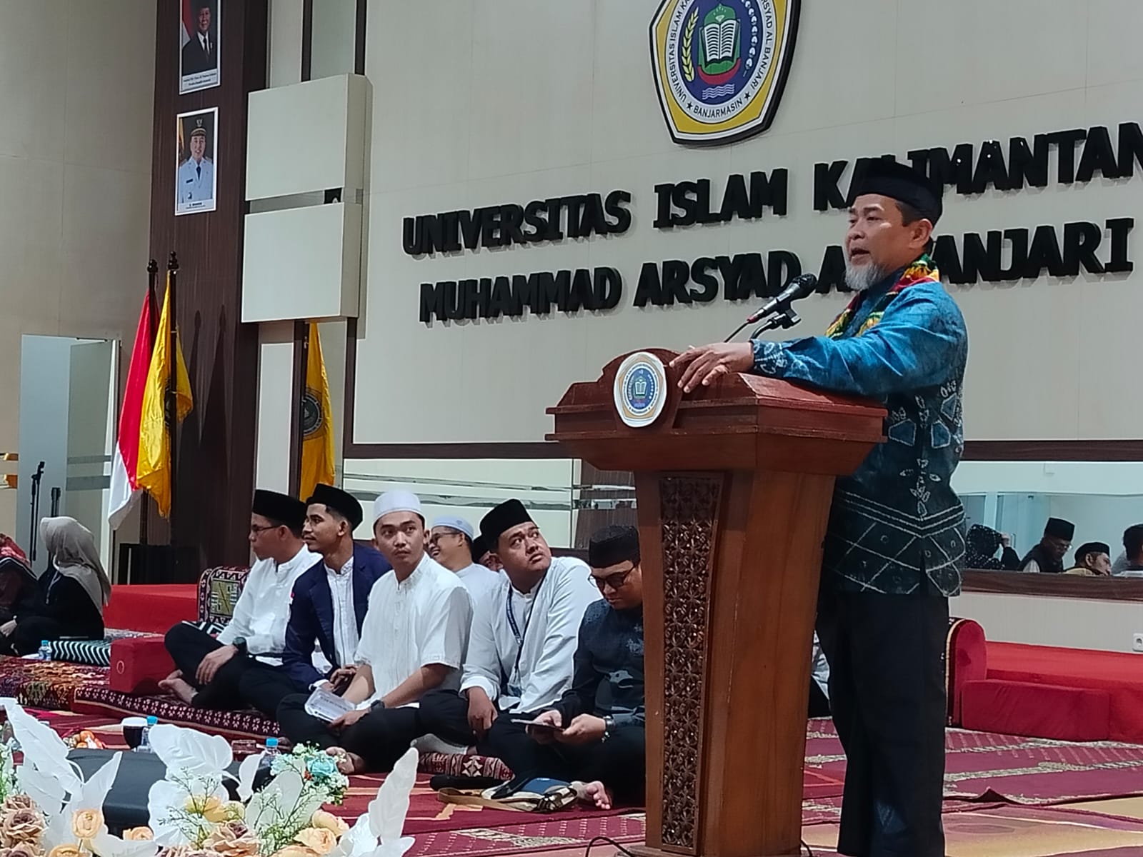 TABLIGH AKBAR:Ustaz Zulkifli Muhammad Ali menyampaikan ceramahnya.