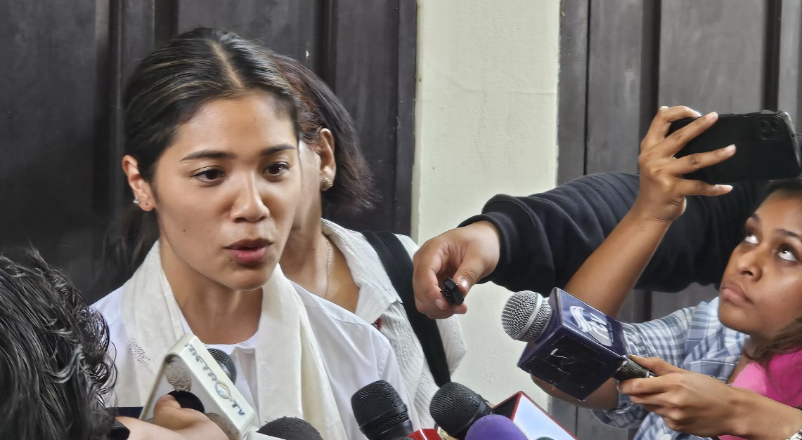 KECEWA: Istri Nadiem, Franka Franklin, kecewa dengan Hakim PN Jaksel yang menolak praperadilan suaminya.