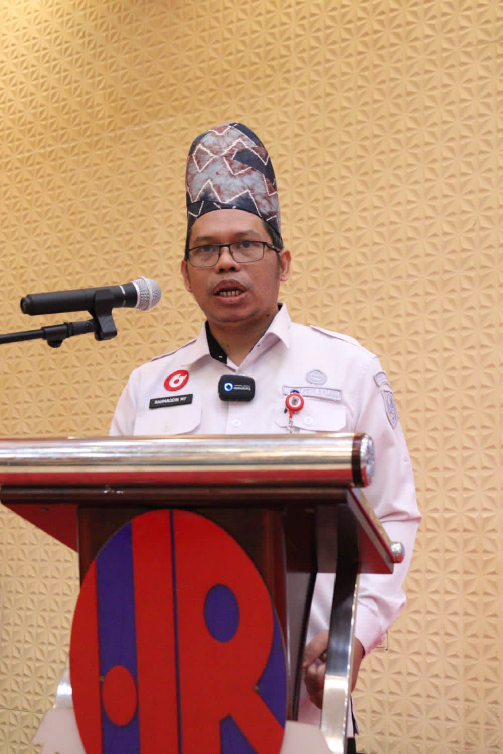 SAMBUTAN:Kepala Biro PBJ Kalsel, Rahmaddin MY mendorong seluruh UKPBJ Kabupaten/Kota di Kalsel menerapkan tata kelola yang baik.
