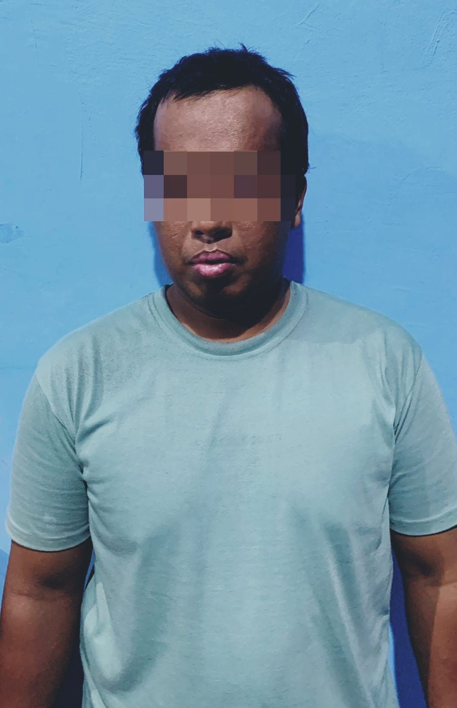 JUDI: AJ (38) warga Desa Kembang Kuning, Kabupaten HSU, diduga menjadi pengepul angka judi togel di wilayah hukum Polres HSU. (Foto: Polres HSU)
