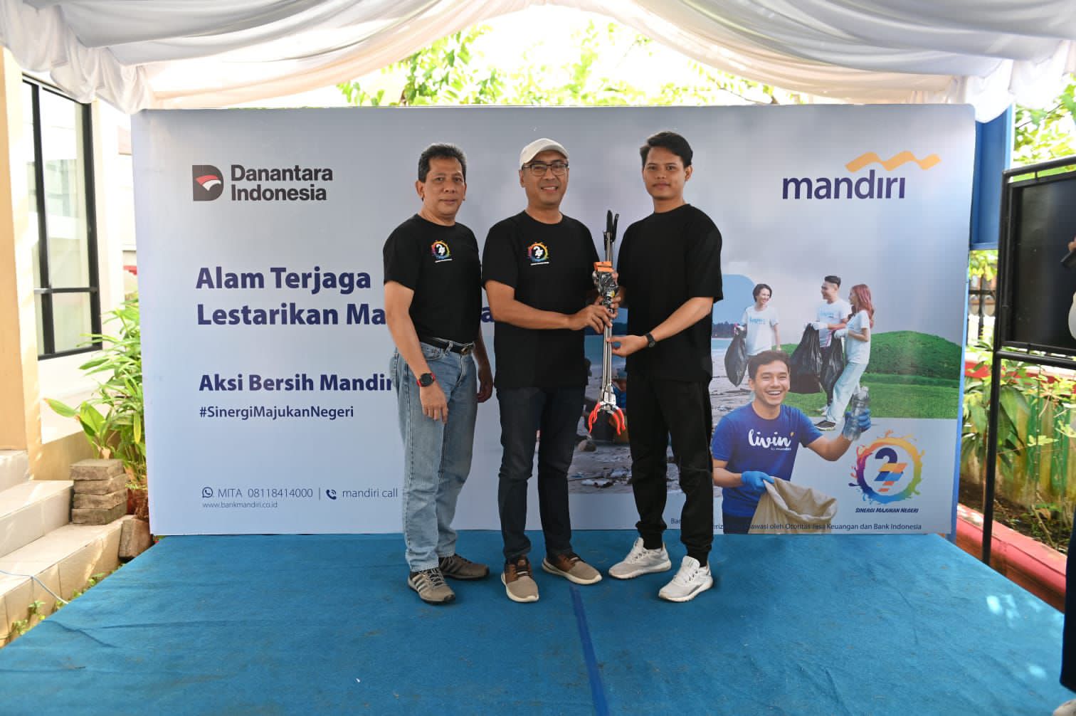 PROGRAM TJSL: Aksi Bersih Mandiri Libatkan 100 Peserta di Kalimantan