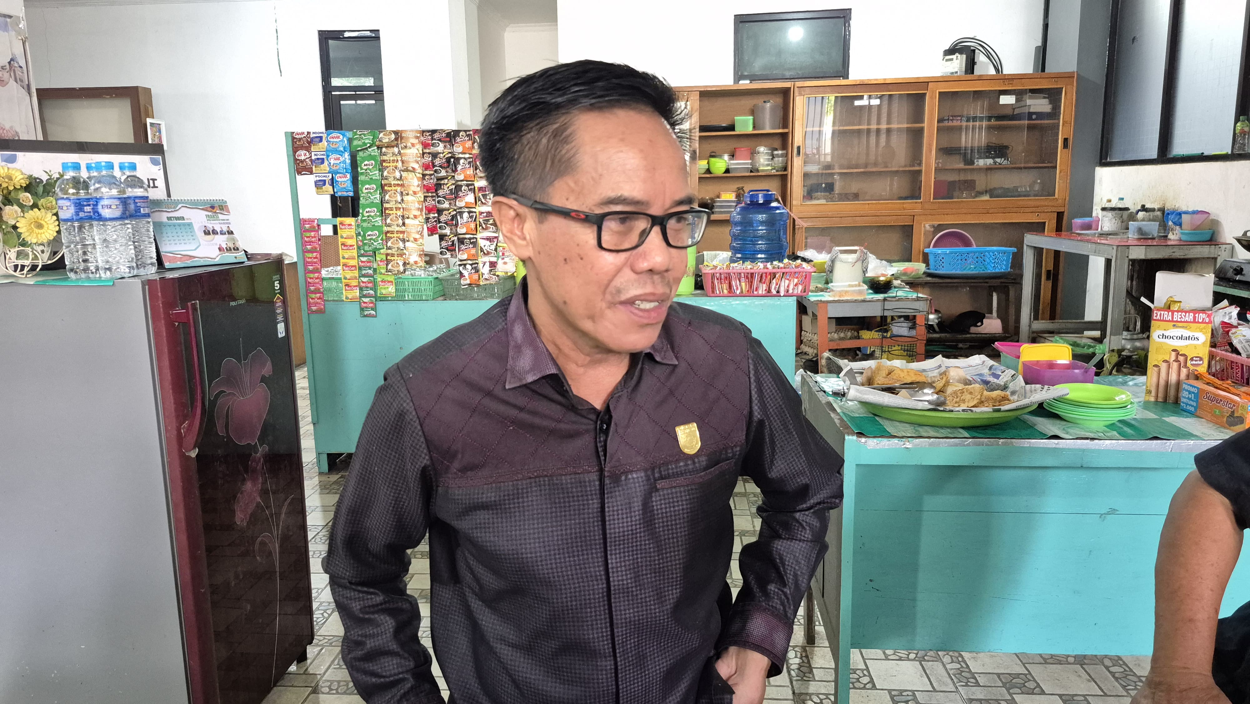 KOMITMEN : Wakil Katua DPRD Tala Muslimin saat menyatakan dukungan dalam mengawal kesuksesan Porprov dan Peparprov Kalsel di Tala. (Foto : Ahmad untuk Radar Banjarmasin)