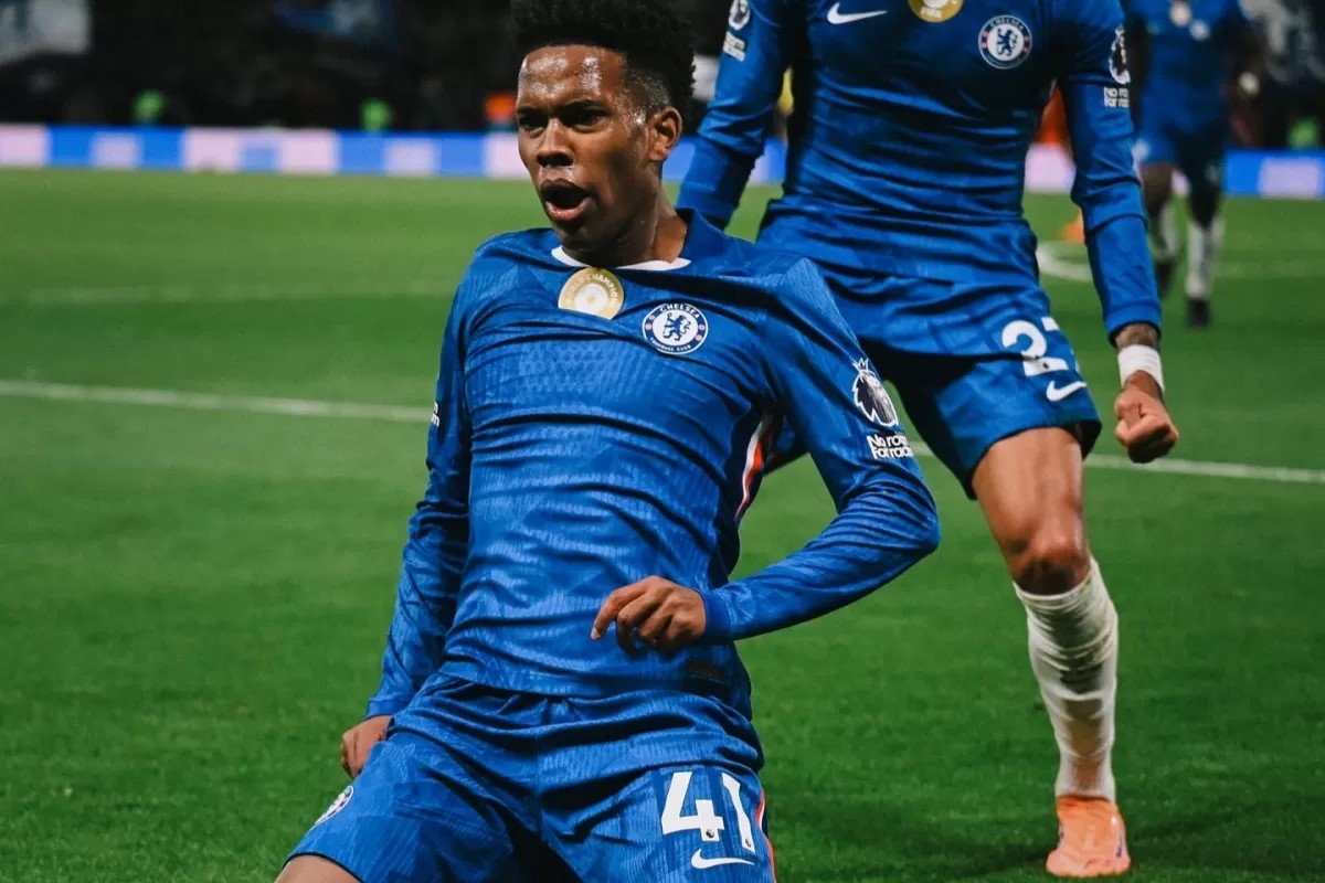 PENCETAK: Pemain muda Chelsea, Estevao menjadi salah satu pencetak gol saat melawan Ajax, Kamis (23/10).