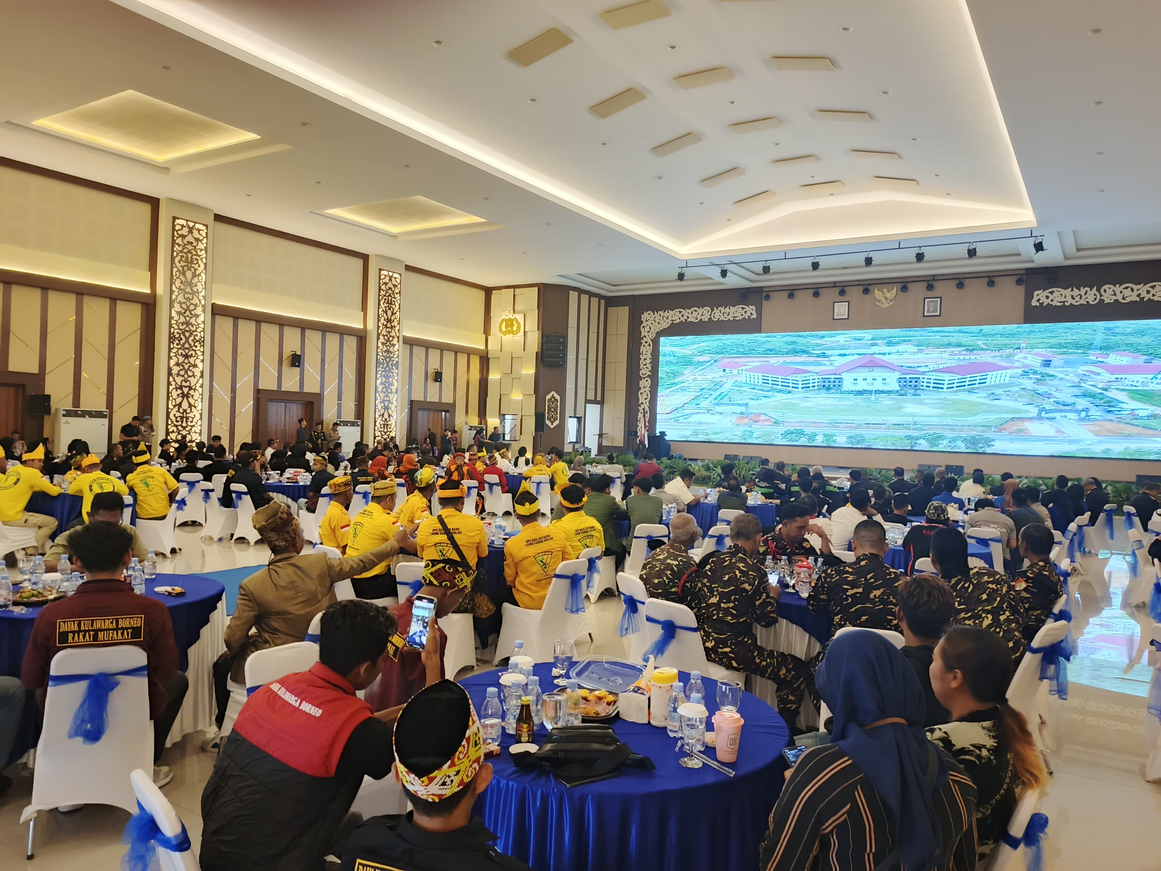 suasana: peringatan sumpah pemuda di Auditorium Mako Polda Kalsel (HABIBI UNTUK RADAR BANJARMASIN)