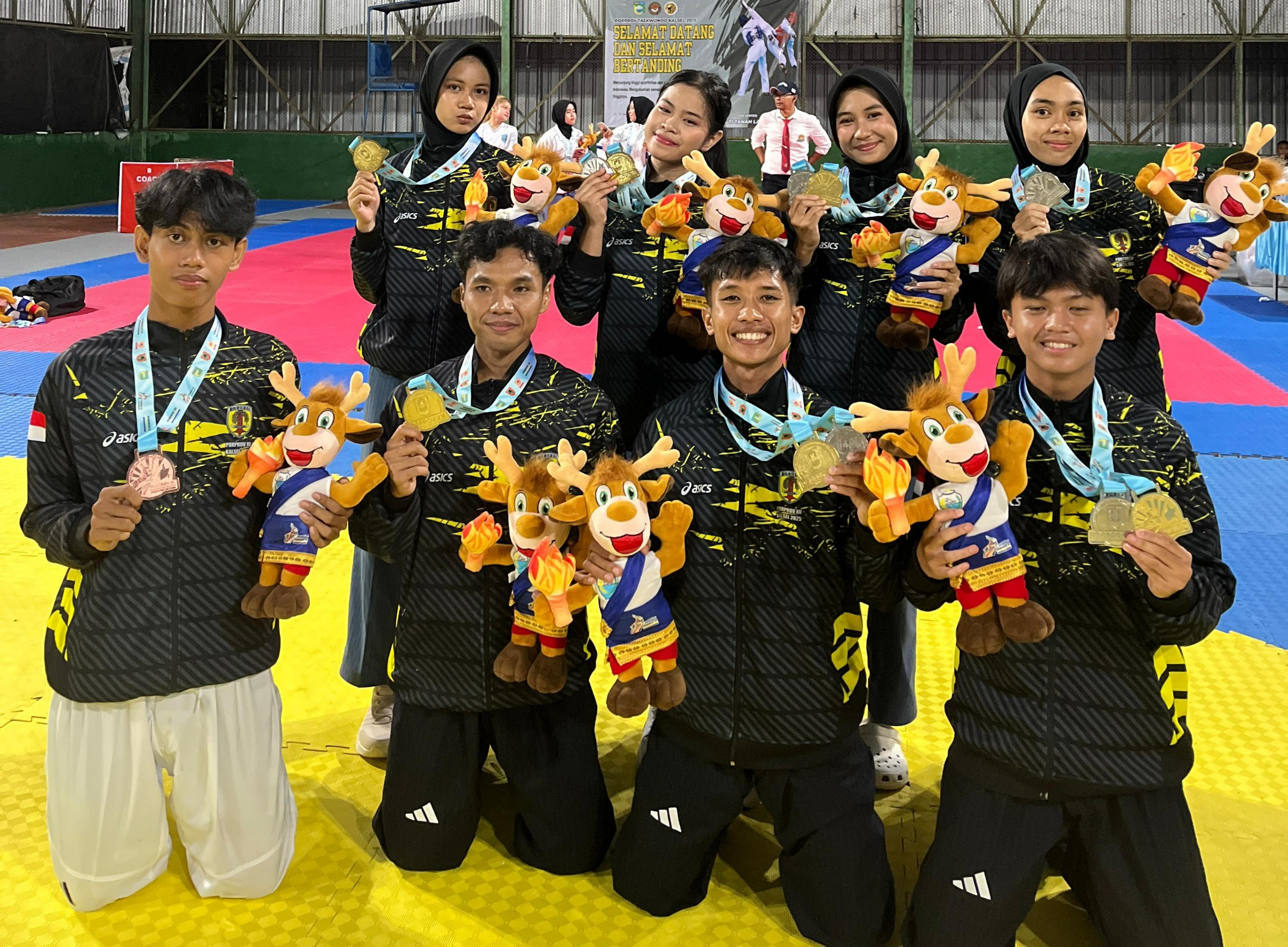 MEMBANGGAKAN: Atlet taekwondo HST sumbang 7 medali di ajang Porprov Kalsel XII Tala.
