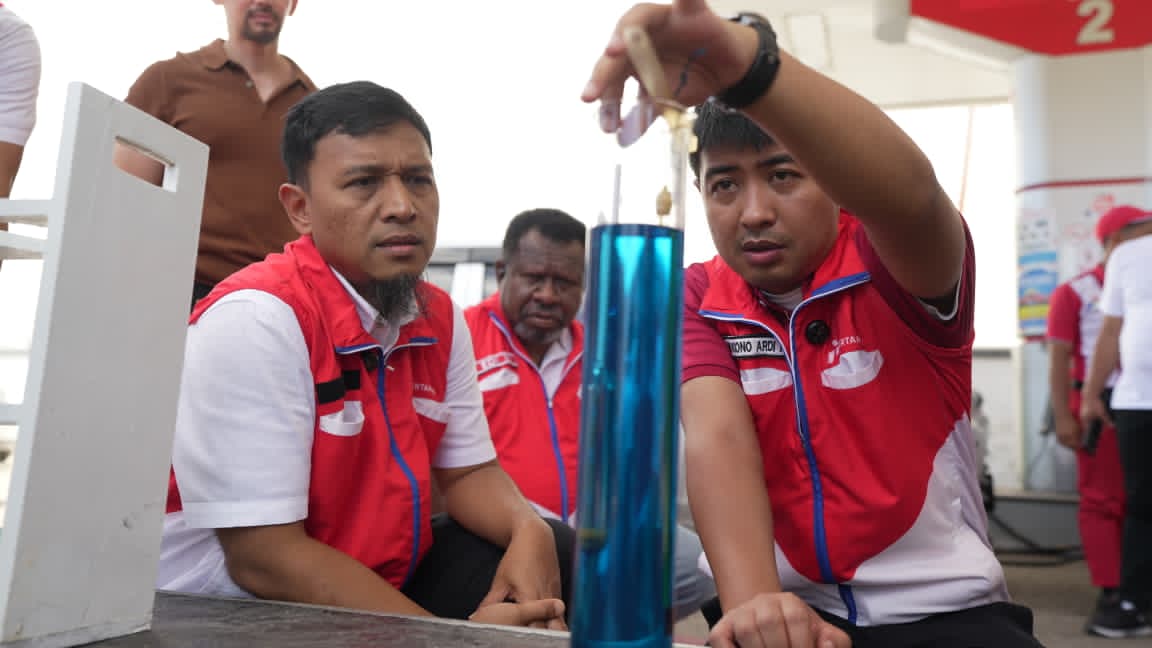PASTIKAN AMAN:Pengecekan berulang dilakukan Pertamina untuk menindaklanjuti laporan masyarakat terkat kuaitas Pertalite.