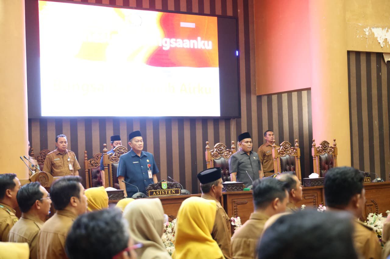 PARIPURNA: Suasana Rapat Paripurna DPRD Tanah Bumbu saat pembahasan RAPBD Tahun Anggaran 2026 berlangsung. (Foto: Prokopim Tanah Bumbu untuk Radar Banjarmasin)