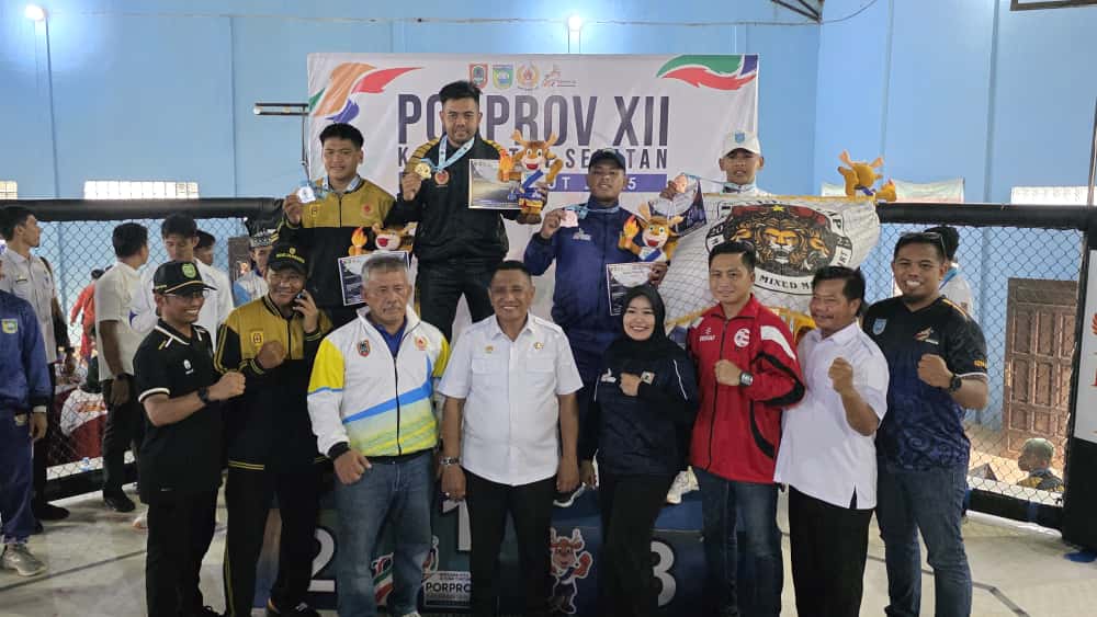 BERHASIL: Atlet MMA Tapin berhasil meraih medali di Porprov Kalsel.
