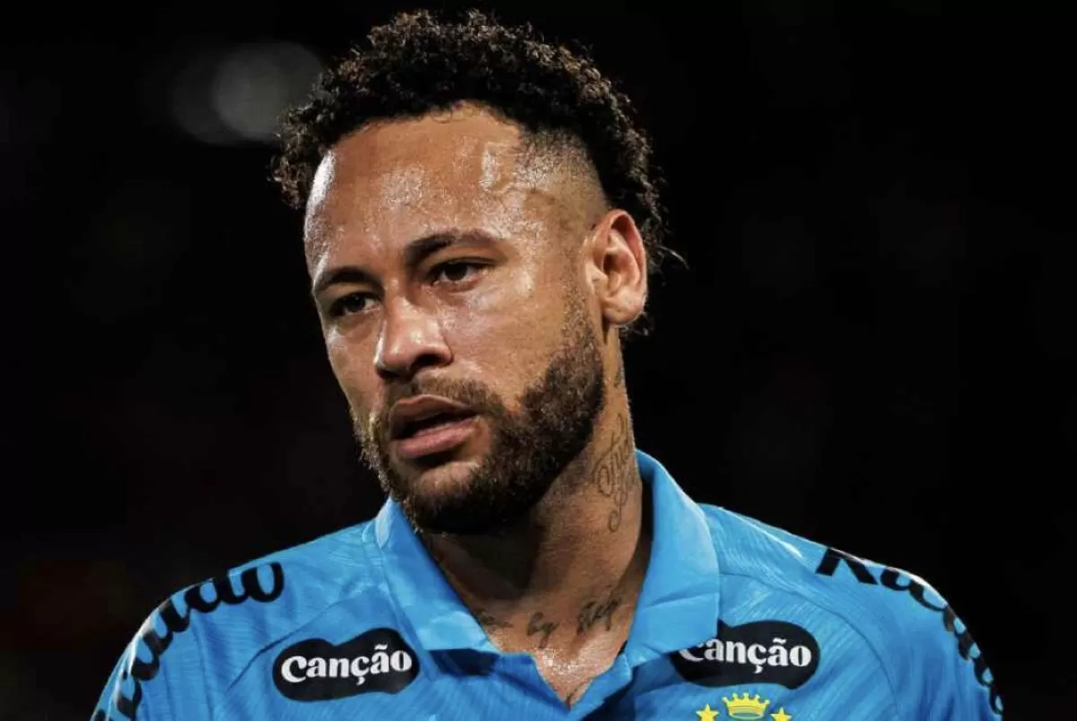 EMOSI: Neymar emosi saat Santos terancam degradasi.