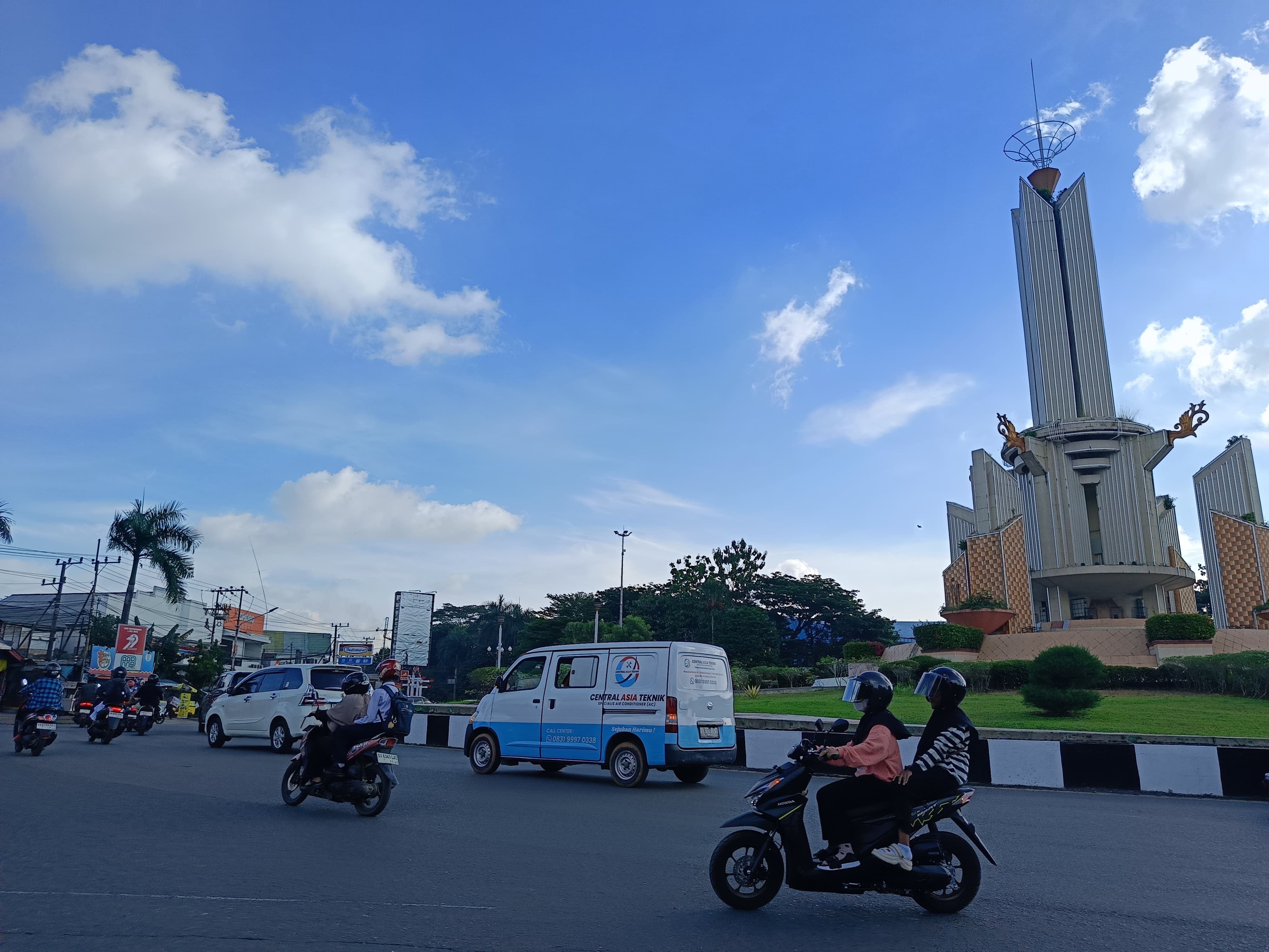 AKSES: Sejumlah ruas jalan akses utama menuju Martapura diatensi Pemerintah Kota Banjarbaru.
