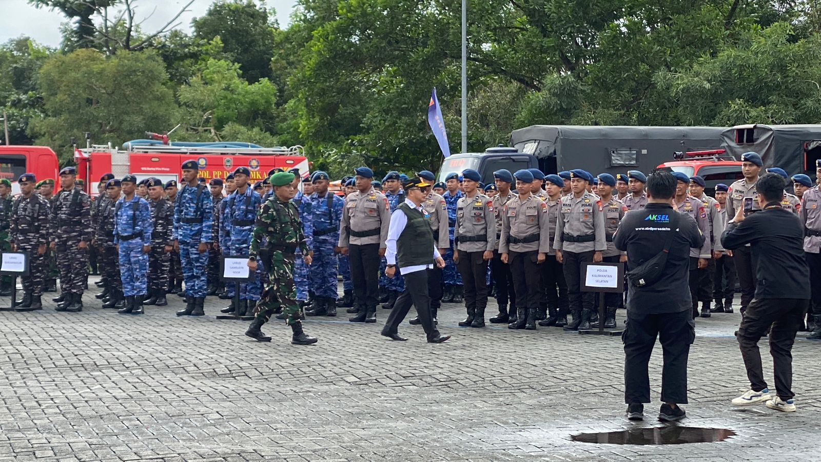 KESIAPAN: Apel siaga bencana yang diselenggarakan Pemerintah Provinsi Kalimantan Selatan sebagai bentuk mitigasi bencana. (Sheilla/ Radar Banjarmasin)