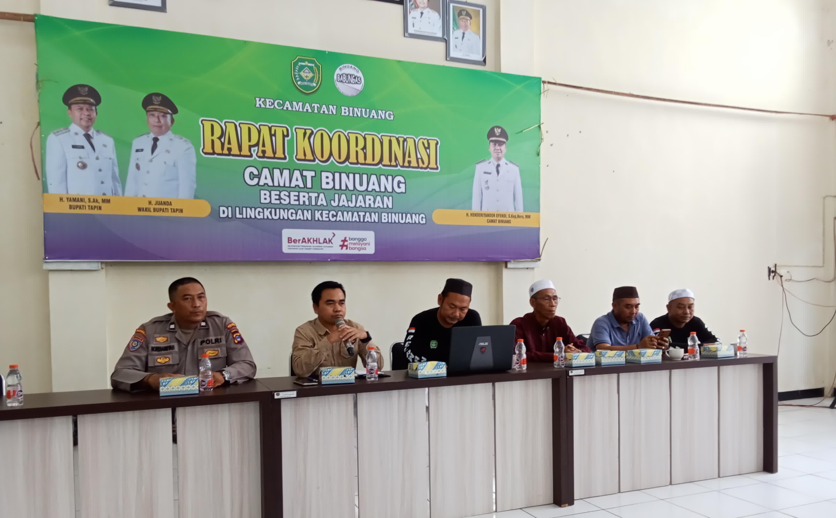 KOORDINASI:Relawan Kabupaten Tapin sudah melaksanakan rapat dengan berbagai pihak untuk persiapan jalur jemaah di momen 5 Rajab.