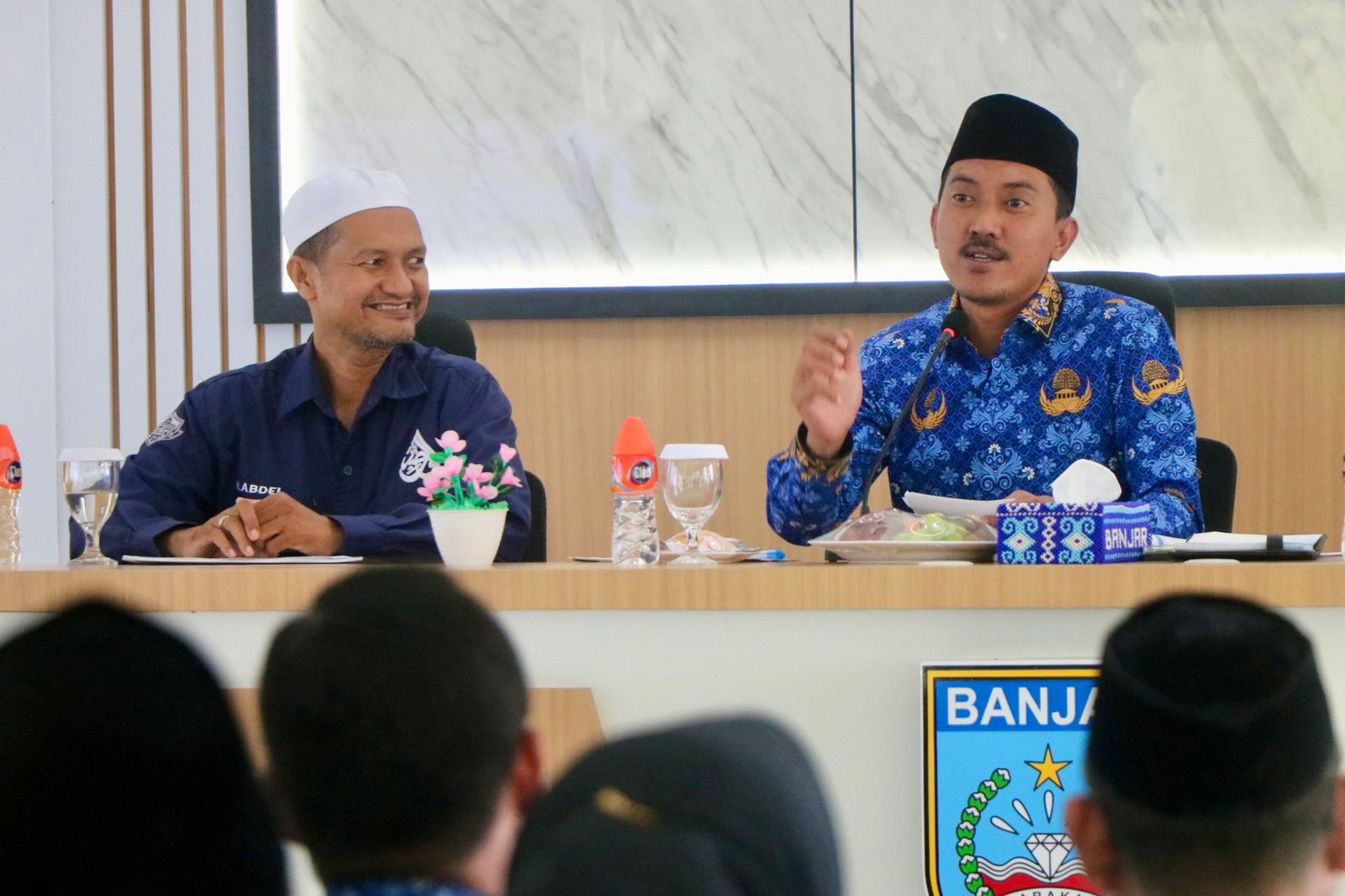 PERSIAPAN: Bupati Banjar Saidi Mansyur memimpin Rakor persiapan 5 Rajab bersama jajaran SKPD dan Tim Induk Sekumpul di Martapura, Senin (17/11).