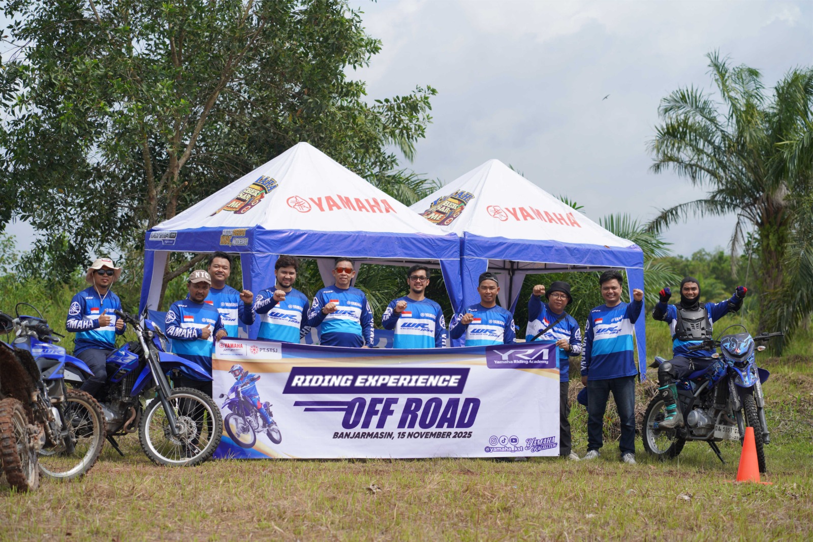 TAMBAH WAWASAN:Yamaha Riding Academy (YRA) Off Road Blu CLU Yamaha digelar di Lapangan Kota Citra Graha, Landasan Ulin, Kota Banjarbaru, Sabtu (15/11/2025).