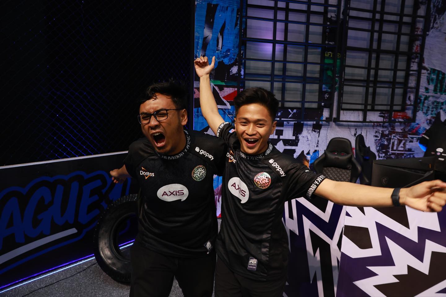Rommy Hadiwijaya memastikan gelar juara Indonesia Football E-League 1 2025 kategori Konsol bersama EVOS.(dok rommy)
