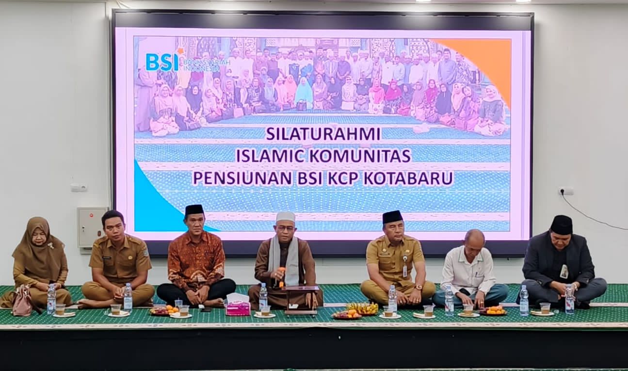 SILATURAHMI: Pertemuan pensiunan diberikan pendidikan edukasi keuangan di era digital.