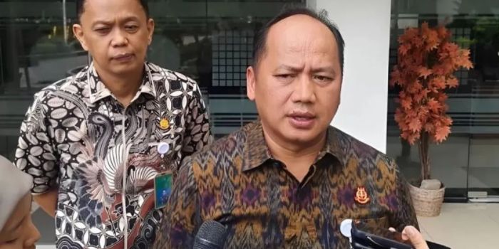 Kejagung geledah rumah pejabat pajak terkait dugaan korupsi pengurangan kewajiban pajak 2016&ndash;2020, oknum DJP diduga terlibat.