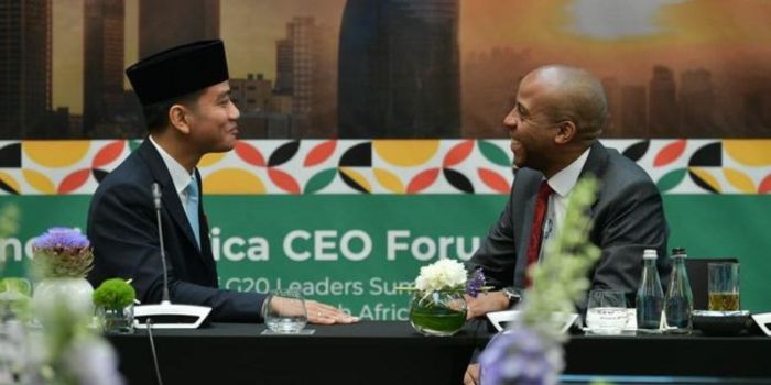 PERCAYA DIRI: Wakil Presiden Republik Indonesia, Gibran Rakabuming, menghadiri Indonesia&ndash;Africa CEO Forum 2025 yang berlangsung di Saxon Hotel, Johannesburg, Jumat (21/11/2025).