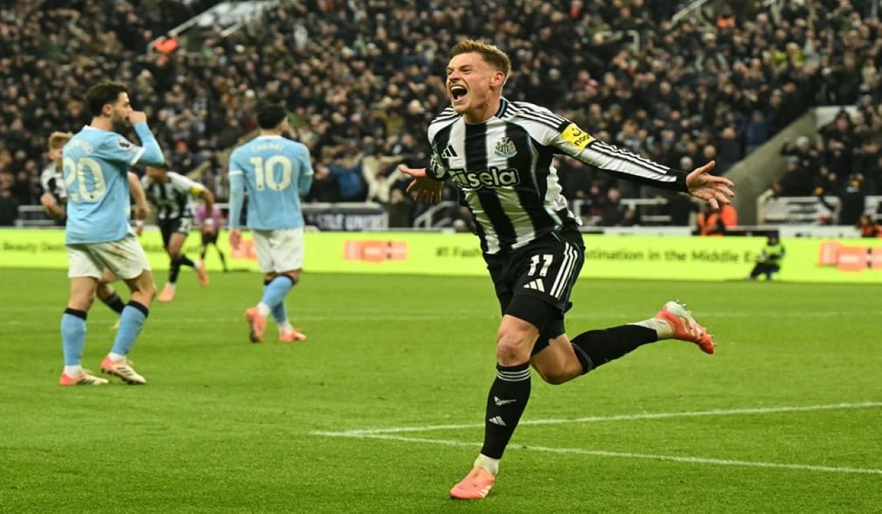 SELEBRASI: Gelandang Newcastle United, Harvey Barnes melakukan selebrasi usai mencetak gol ke gawang Manchester City di pertandingan Liga Primer Inggris.
