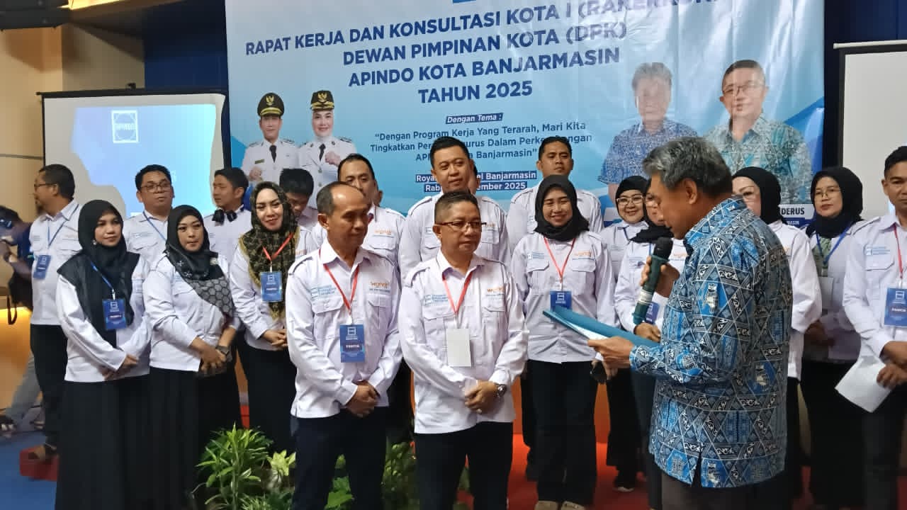 KOMITMEN:Pengurus Apindo Kota Banjarmasin siap bekerja sama dengan Pemko Banjarmasin memperkuat bidang jasa dan perdagangan.