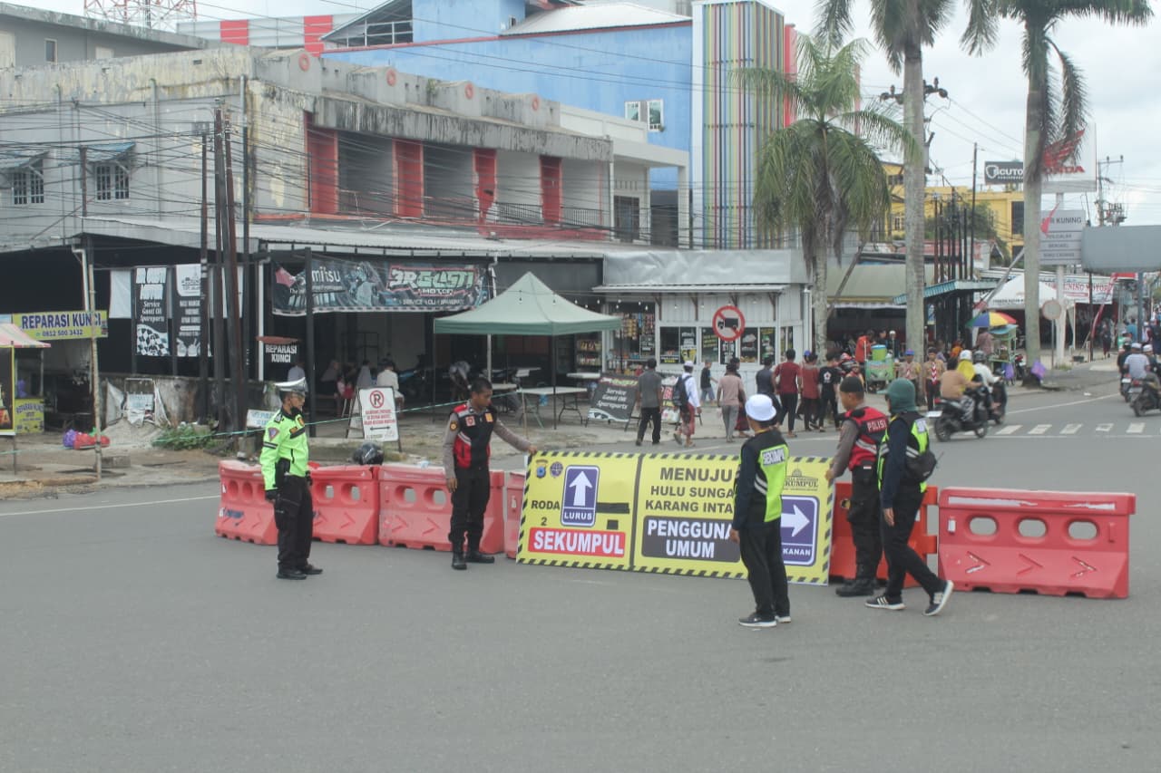 REKAYASA LALIN: Pembatasan akses kendaraan saat momen 5 Rajab awal Januari 2025 lalu.