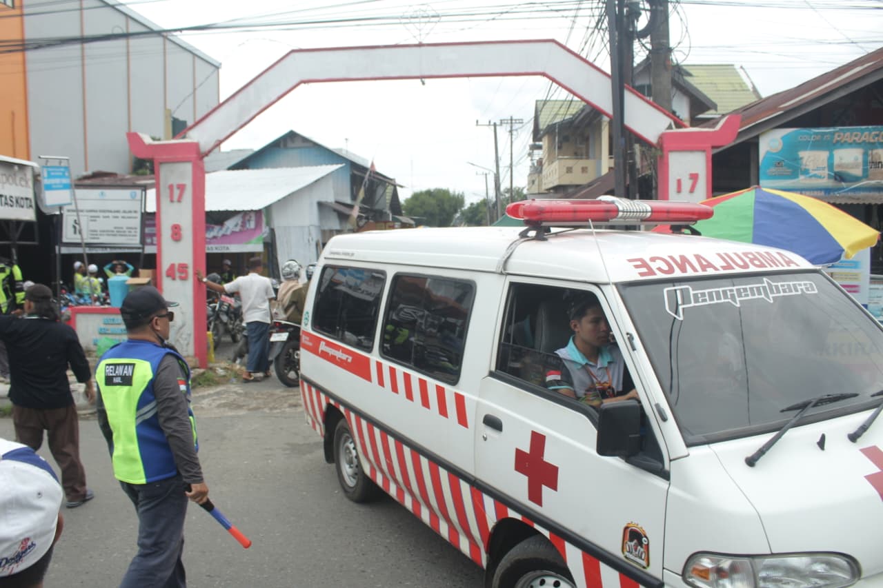 SIGAP: Mobil ambulans membawa pasien yang perlu penanganan medis ke Rumah Sakit Rujukan pada awal Januari 2024 lalu.