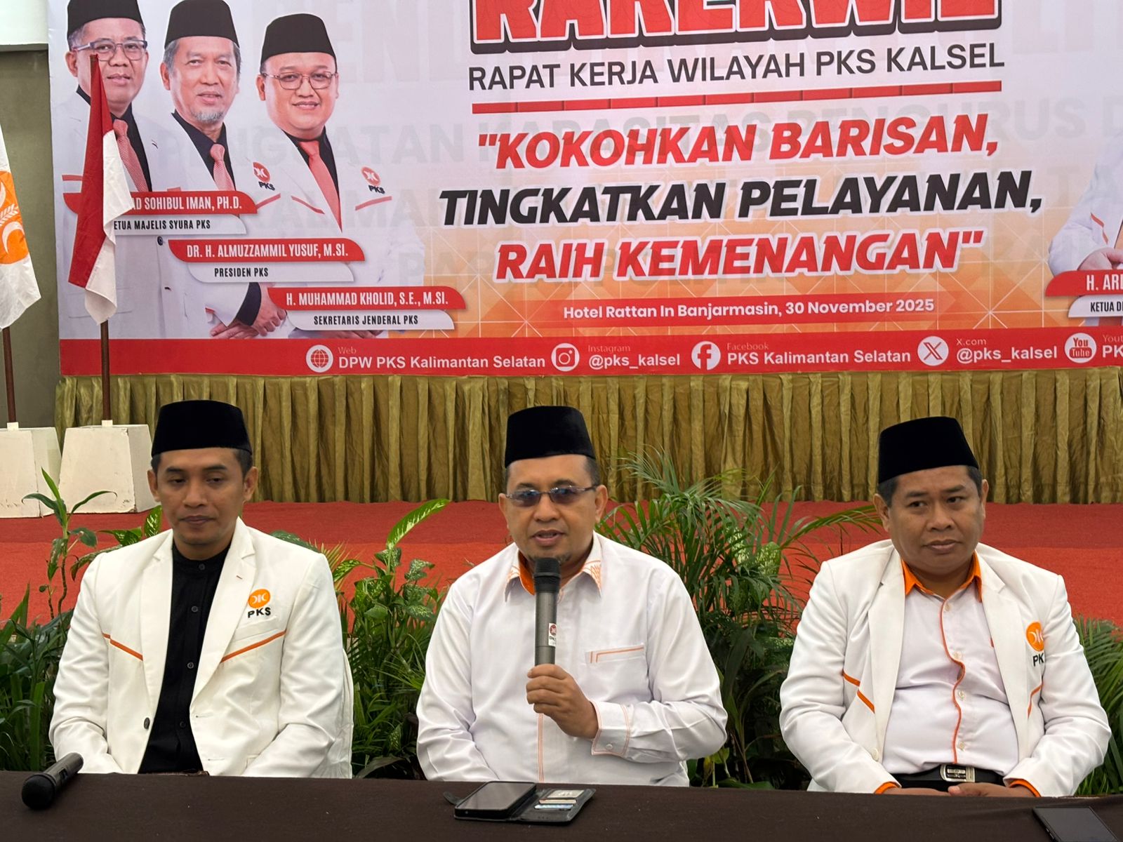 KONPERS: Ketua DPW PKS Kalsel, Adriansyah menyatakan keinginan untuk mengincar target terbaik di Pemilu legislatif mendatang.