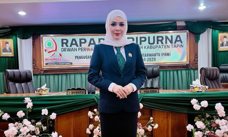 LEGISLATOR BICARA: Renny Kartika bicara tentang Tapin yang sudah berusia 60 tahun.